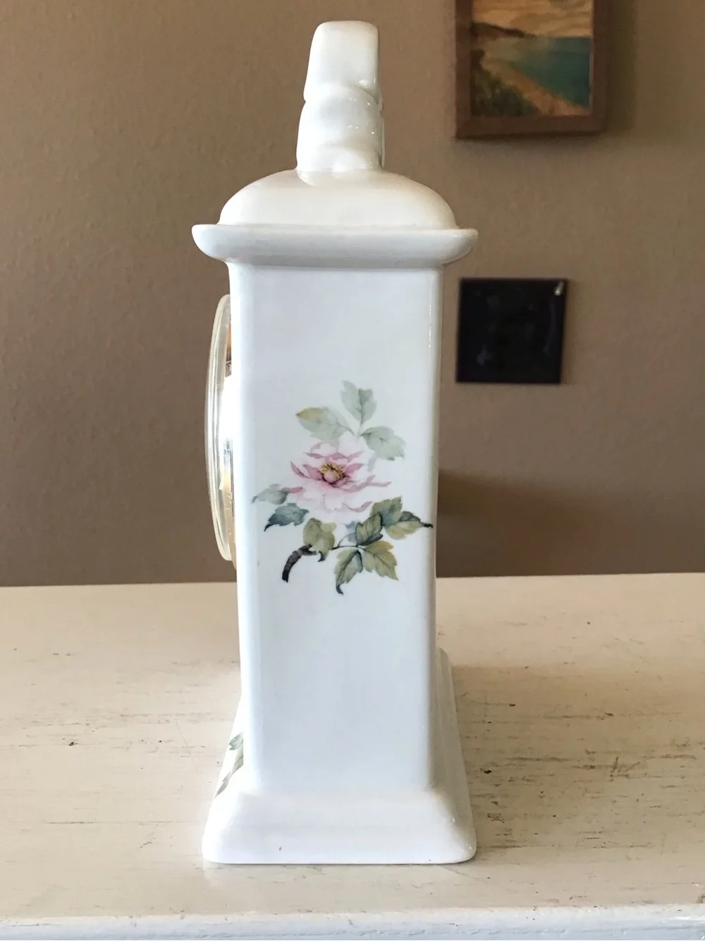 Vintage Grayshott Pottery Cottage Porcelain Desk Clock England